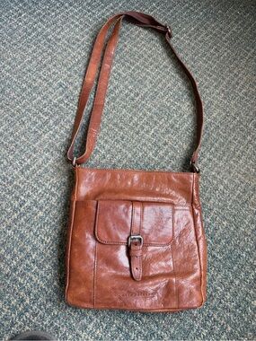 Spikes and Sparrow Leather Crossbody Bag